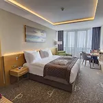 فندق Ramada By Wyndham Cekirge Thermal & 4*