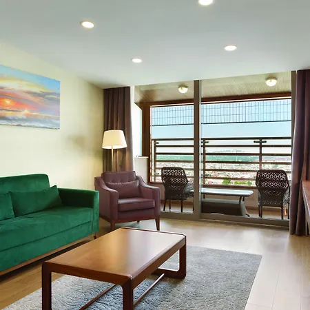 Ramada By Wyndham Cekirge Thermal &