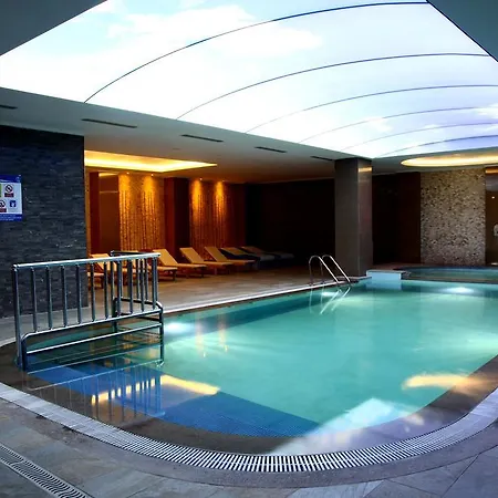 Ramada By Wyndham Cekirge Thermal & 伯萨