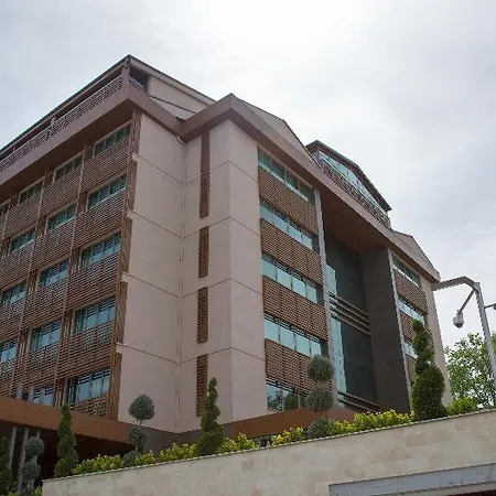 Ramada By Wyndham Cekirge Thermal & Szálloda 4*