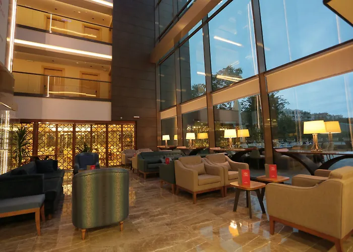 Ramada By Wyndham Cekirge Thermal & בורסה