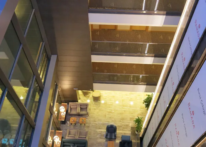 Ramada By Wyndham Cekirge Thermal & מלון בורסה