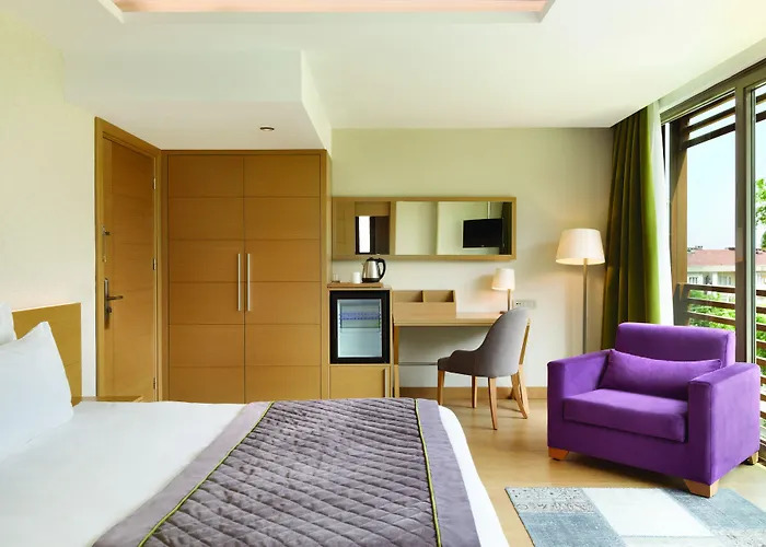 מלון Ramada By Wyndham Cekirge Thermal & בורסה