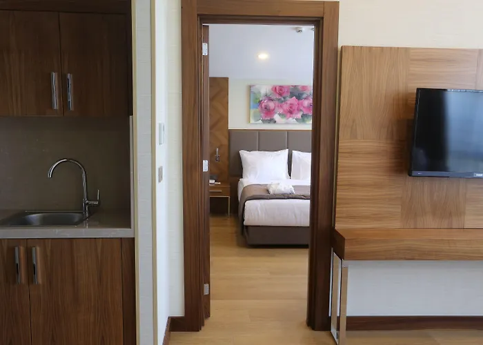 Ramada By Wyndham Cekirge Thermal & בורסה