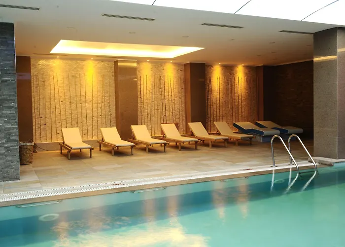 מלון Ramada By Wyndham Cekirge Thermal & 4*