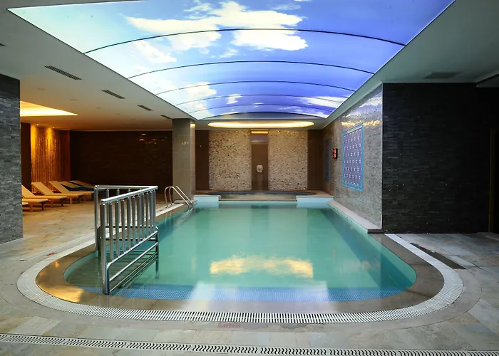 Ramada By Wyndham Cekirge Thermal &