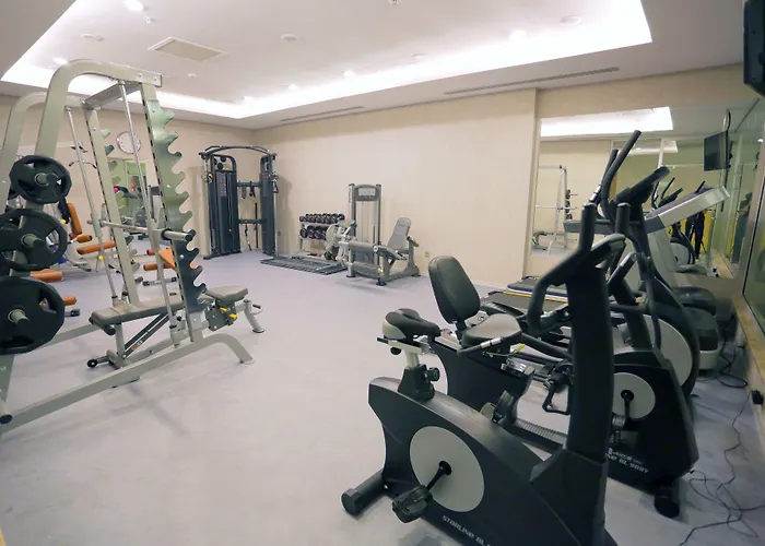 Ramada By Wyndham Cekirge Thermal & מלון