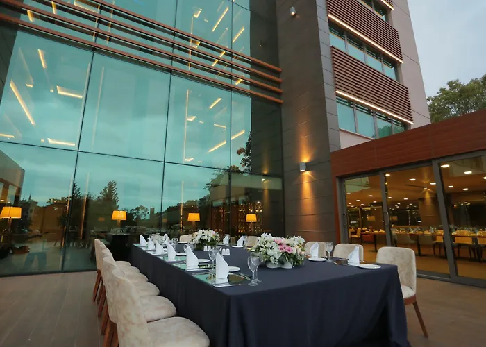 מלון Ramada By Wyndham Cekirge Thermal & 4*