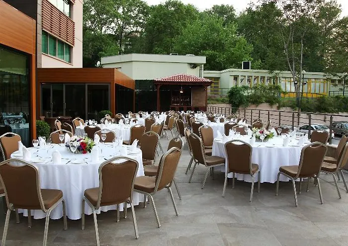 מלון Ramada By Wyndham Cekirge Thermal & בורסה